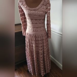 Sundance lace maxi dress fully lined